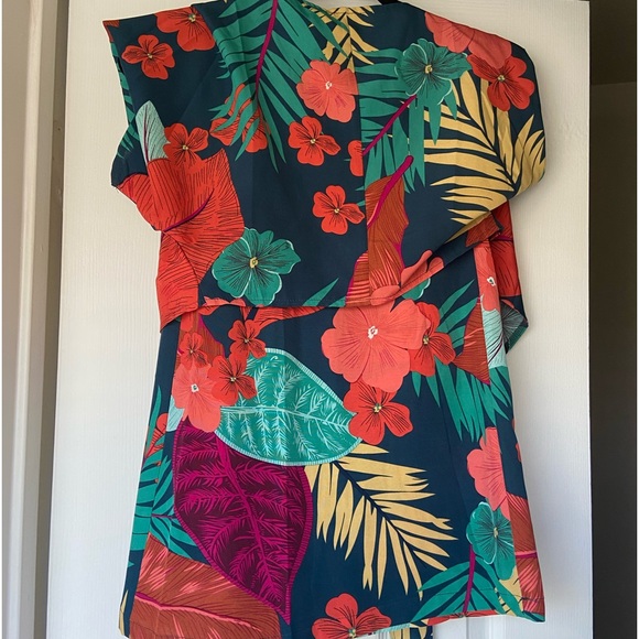 Two Piece Tie Up Set - Picture 2 of 2